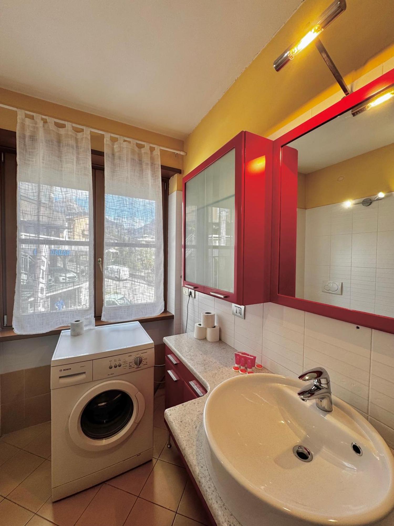 Sweet Spot Aparthotel Riva del Garda Exterior foto